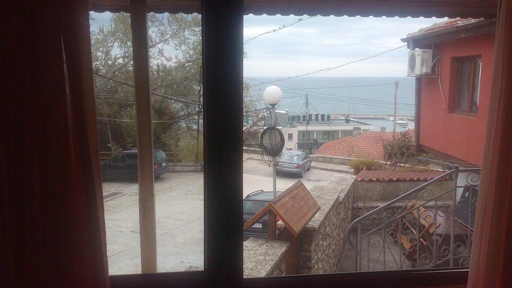 Regina'S Guesthouse Balchik Extérieur photo